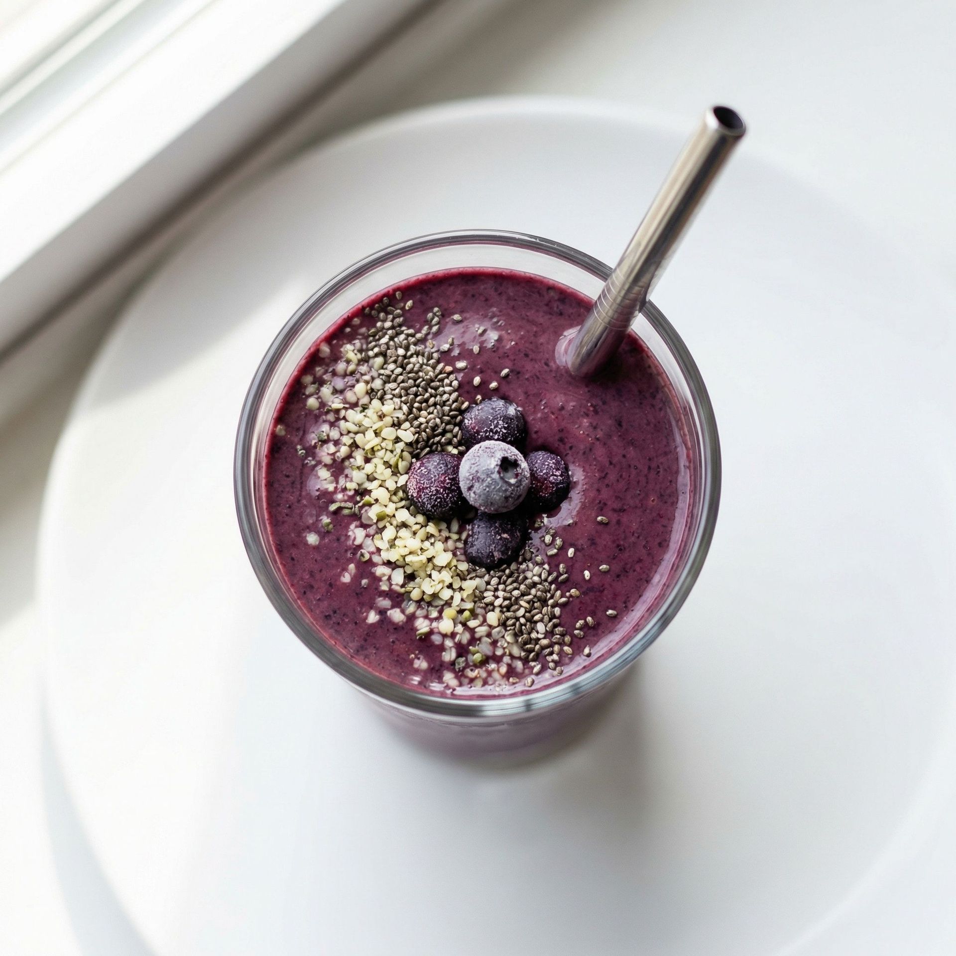 Wild Blueberry and Spinach Protein Smoothie, prepared as a finished Lila recipe