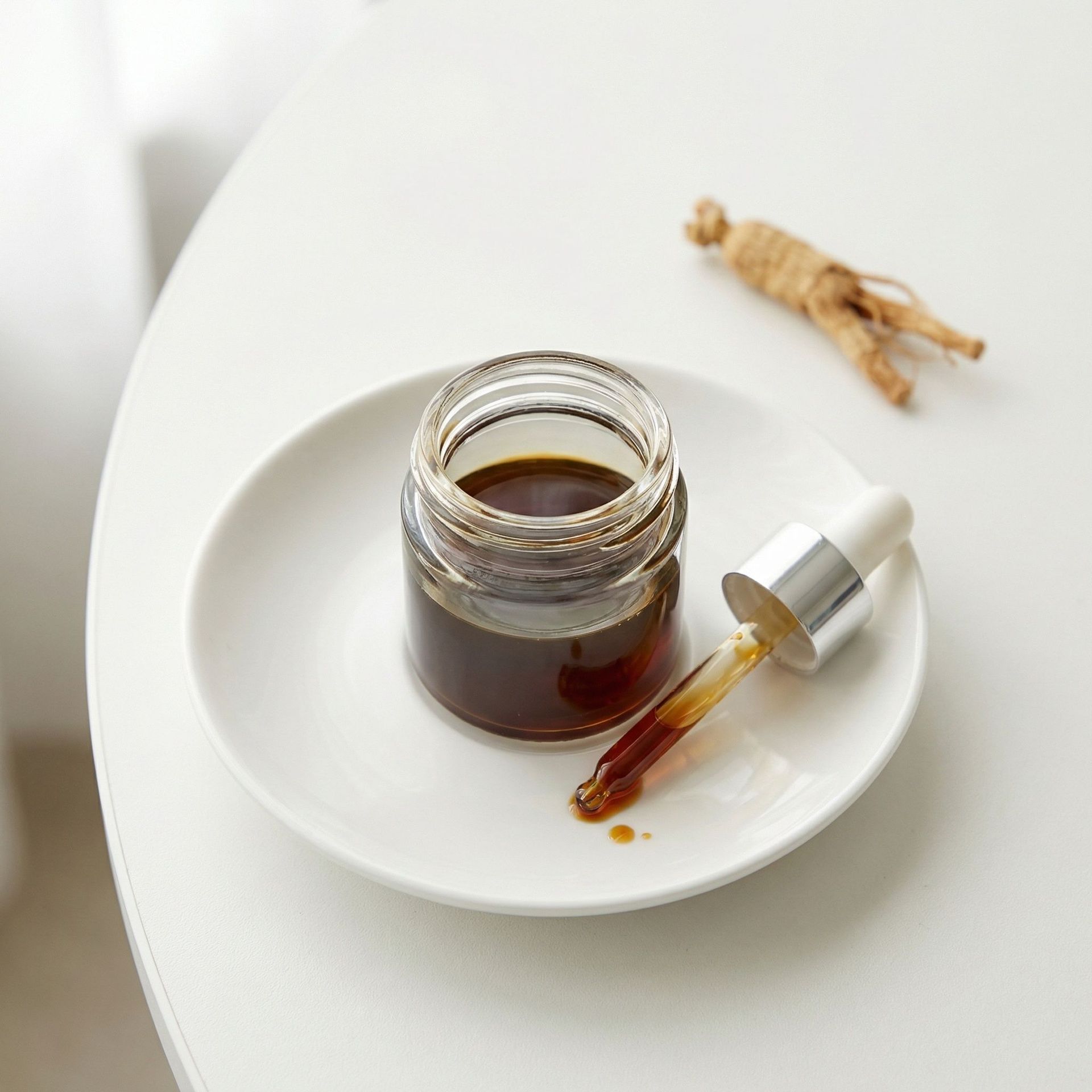 Unbranded presentation of Panax Ginseng Extract