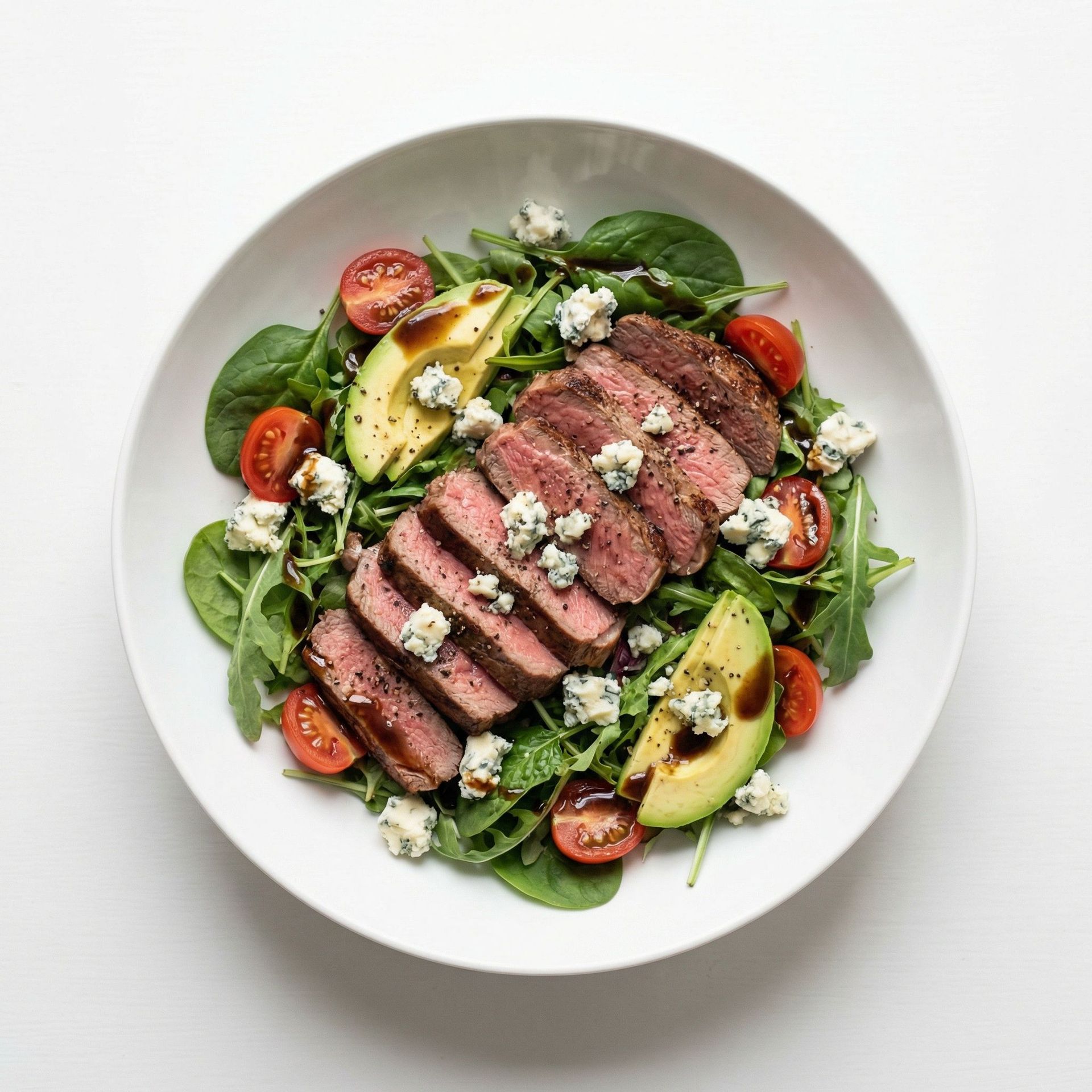 Sirloin & Blue Cheese Salad with Balsamic Vinaigrette, prepared as a finished Lila recipe